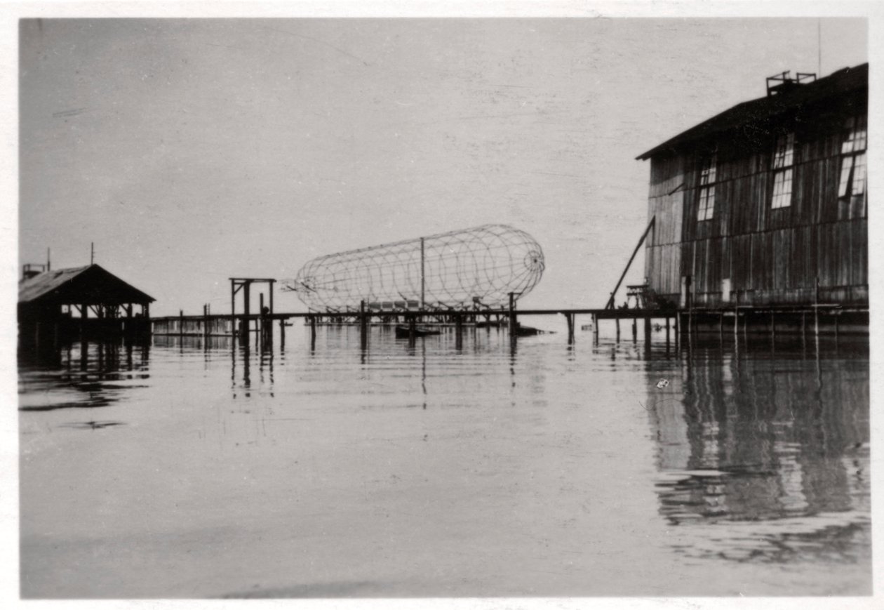 Zeppelin LZ 6 im Bau, Deutschland, 1909-1933 von Unbekannt