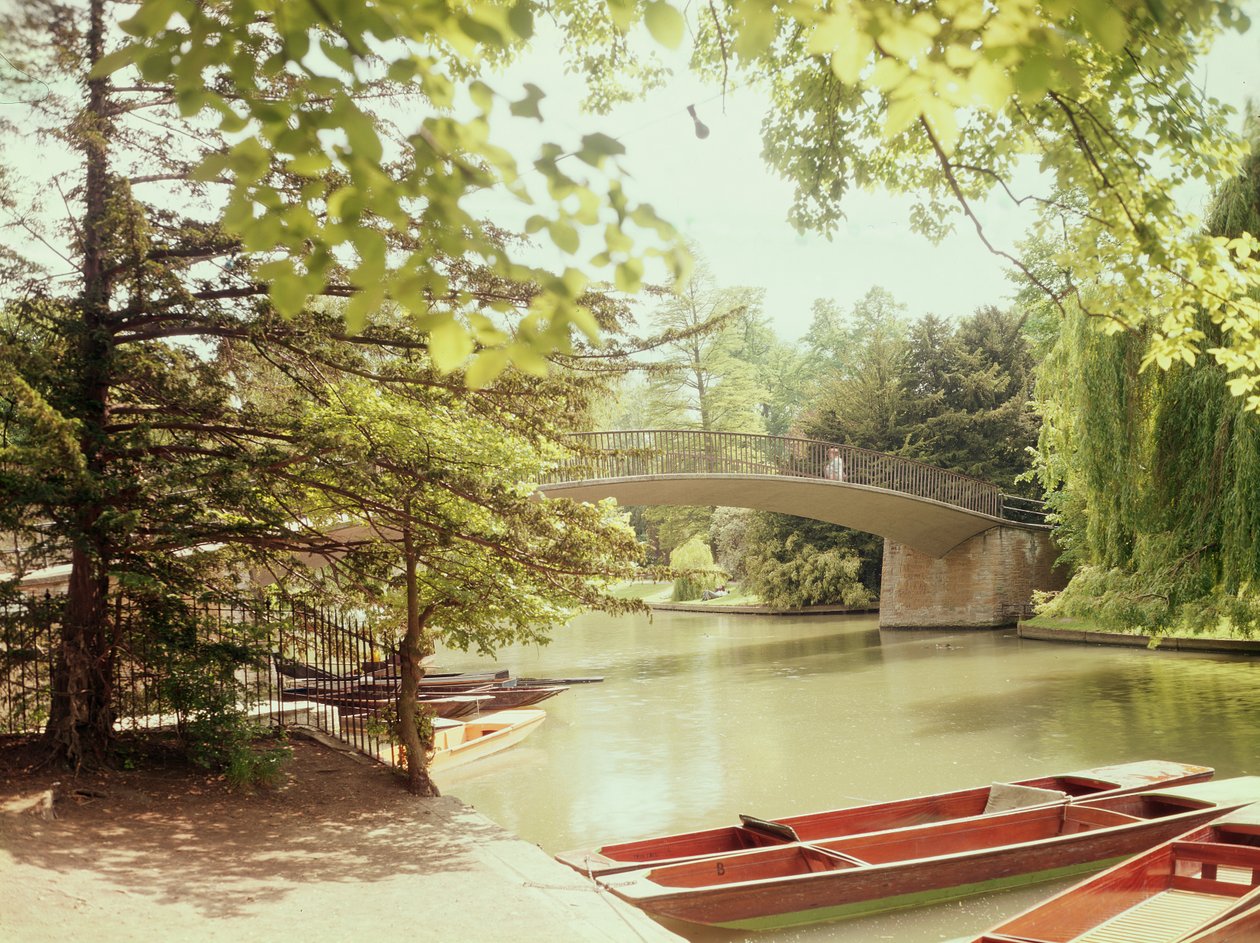 Blick auf die Garret Hostel Bridge über den Fluss Cam von Unbekannt Unbekannt
