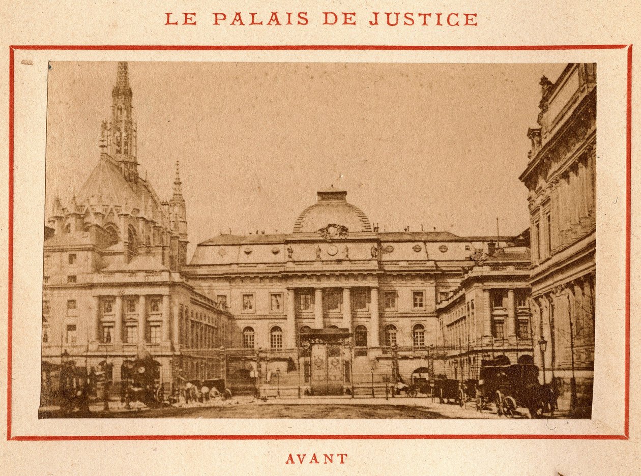 Kommune von Paris (1871): Blick auf den Justizpalast in Paris vor seinem Brand im Mai 1871. Fotografie von Pierre Pepetit. von Unbekannt