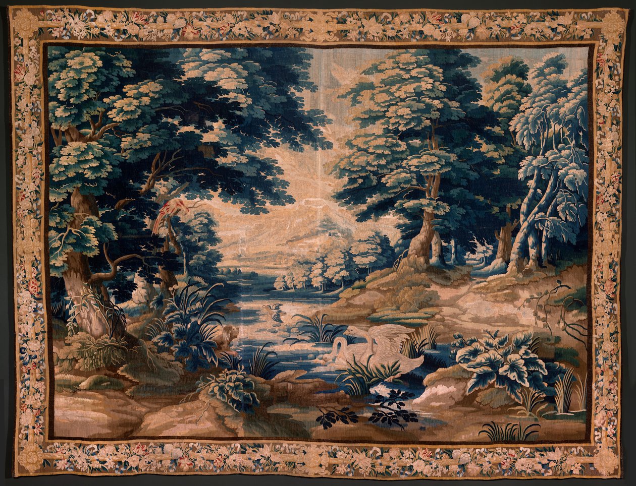 Flämischer Wandteppich. Genannt Verdure. Atelier von Oudenaarde. von Alec Hunter