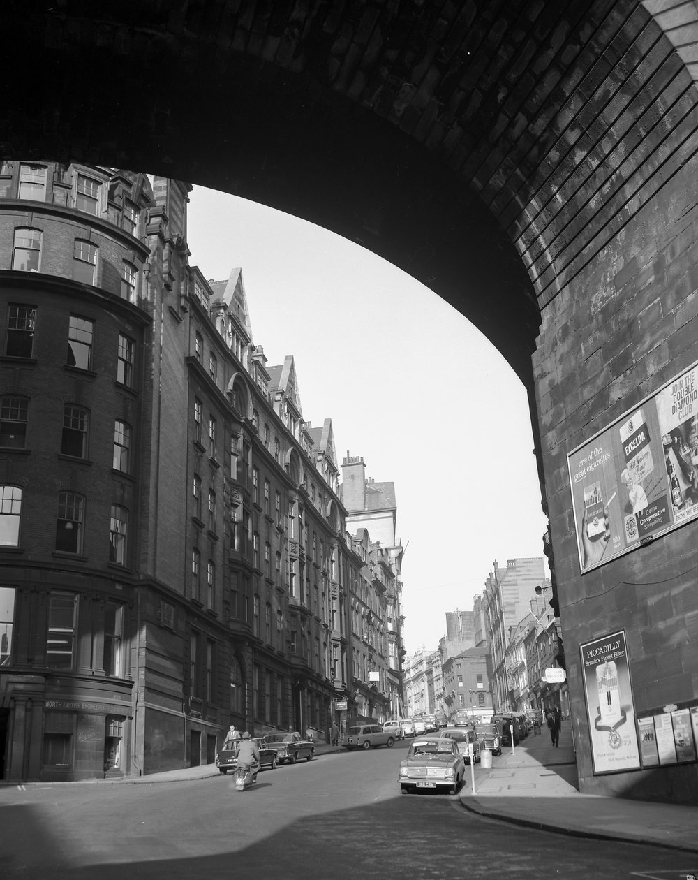 Blick auf die Dean Street von The Side, Newcastle upon Tyne, UK, November 1963 von Unbekannt