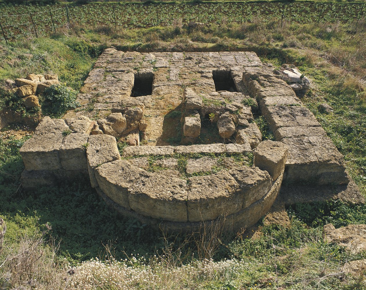 Alte Ruinen einer Basilika, Tal der Tempel, Agrigent, Sizilien, Italien von Benjamin Baud