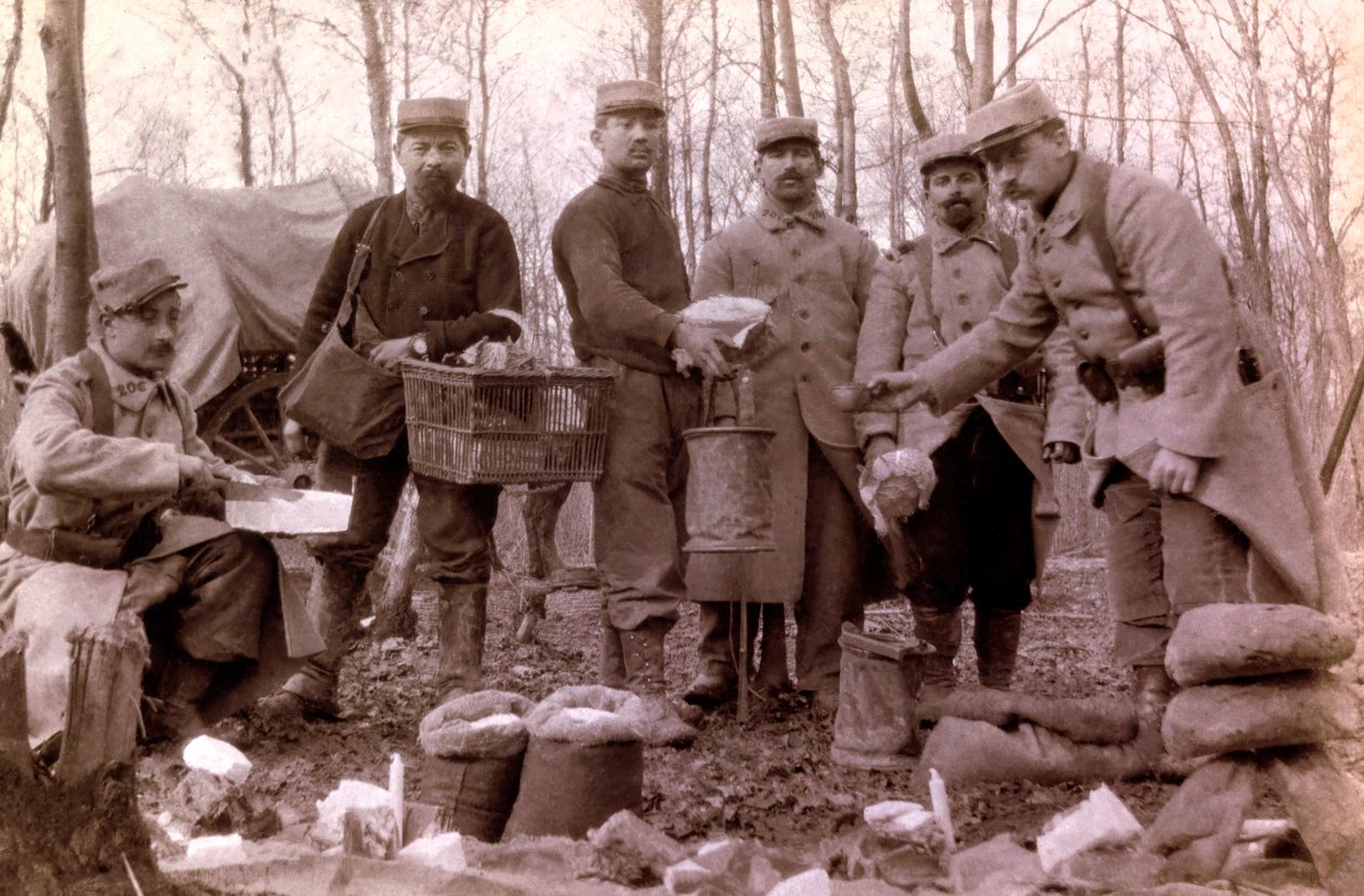 Fotografie aus einem persönlichen Album eines Infanterieleutnants während der ersten Monate des Ersten Weltkriegs von Unbekannt
