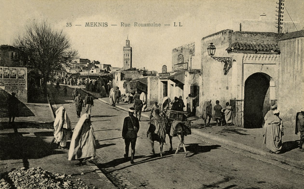 Rue Rouamzine in Meknes, Marokko von Unbekannter Künstler