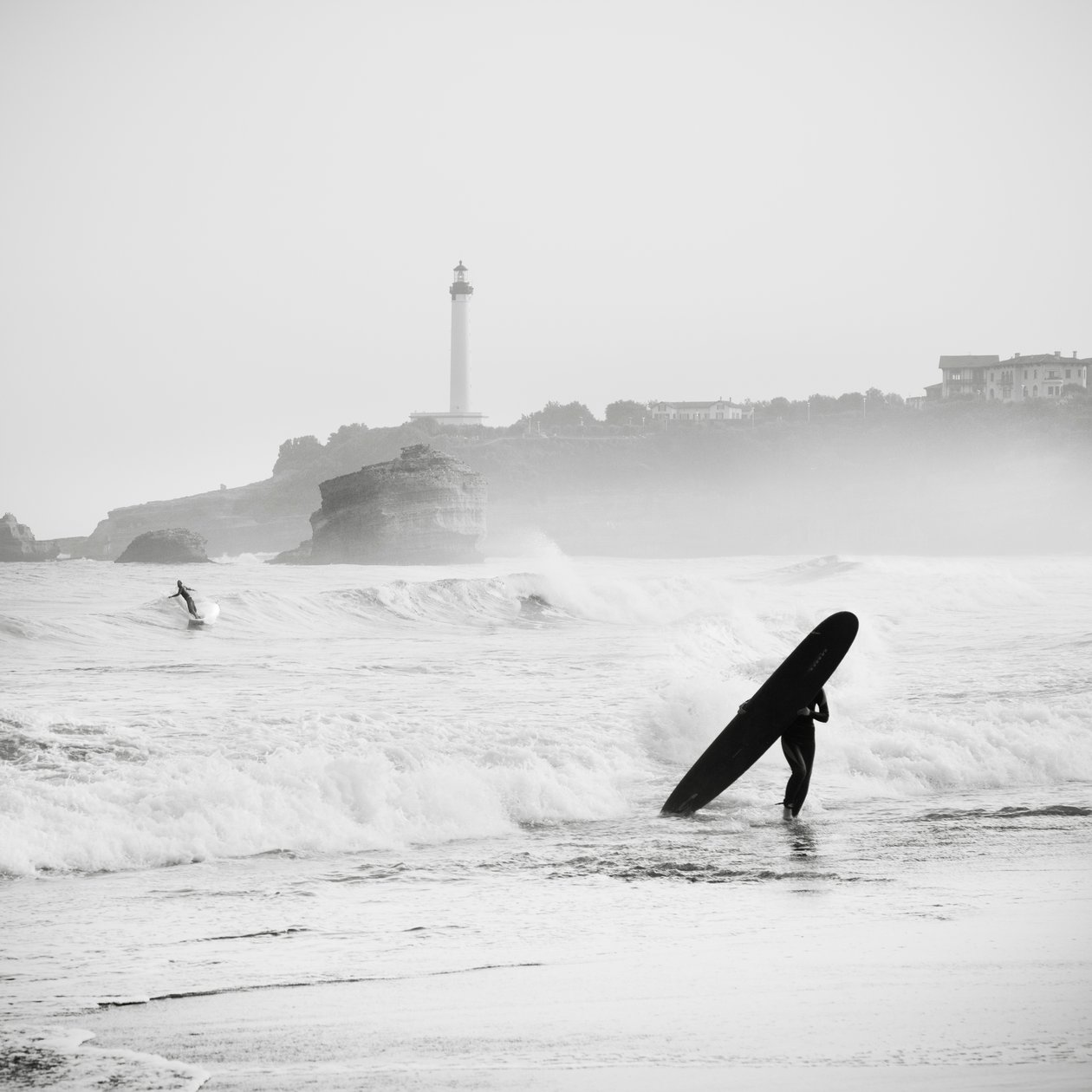 Surf am Grand Plage, Frankreich von Leopold Blonder