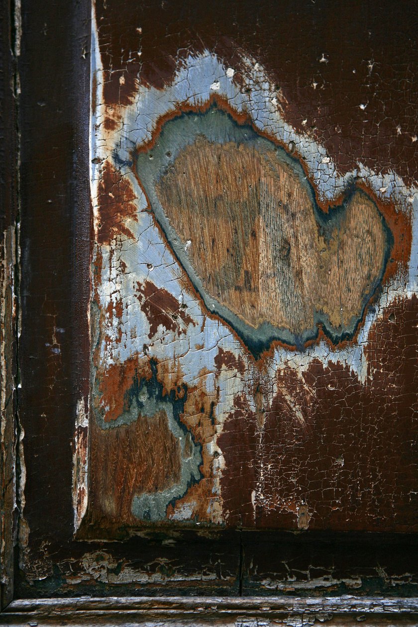Zeitmarken. Abstrakte Kunst zeigt Formen als Zeugen der vergehenden Zeit. Spuren auf Holz. Fotografie von Michel Lunardelli von Unbekannt