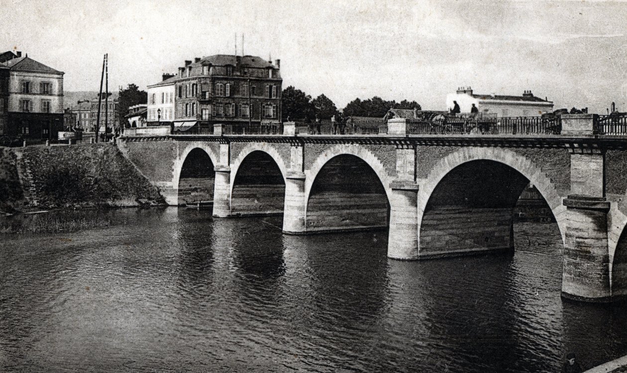 Ansicht der Marne-Brücke in Epernay, Marne (Postkarte ca. 1910) von Unbekannter Künstler