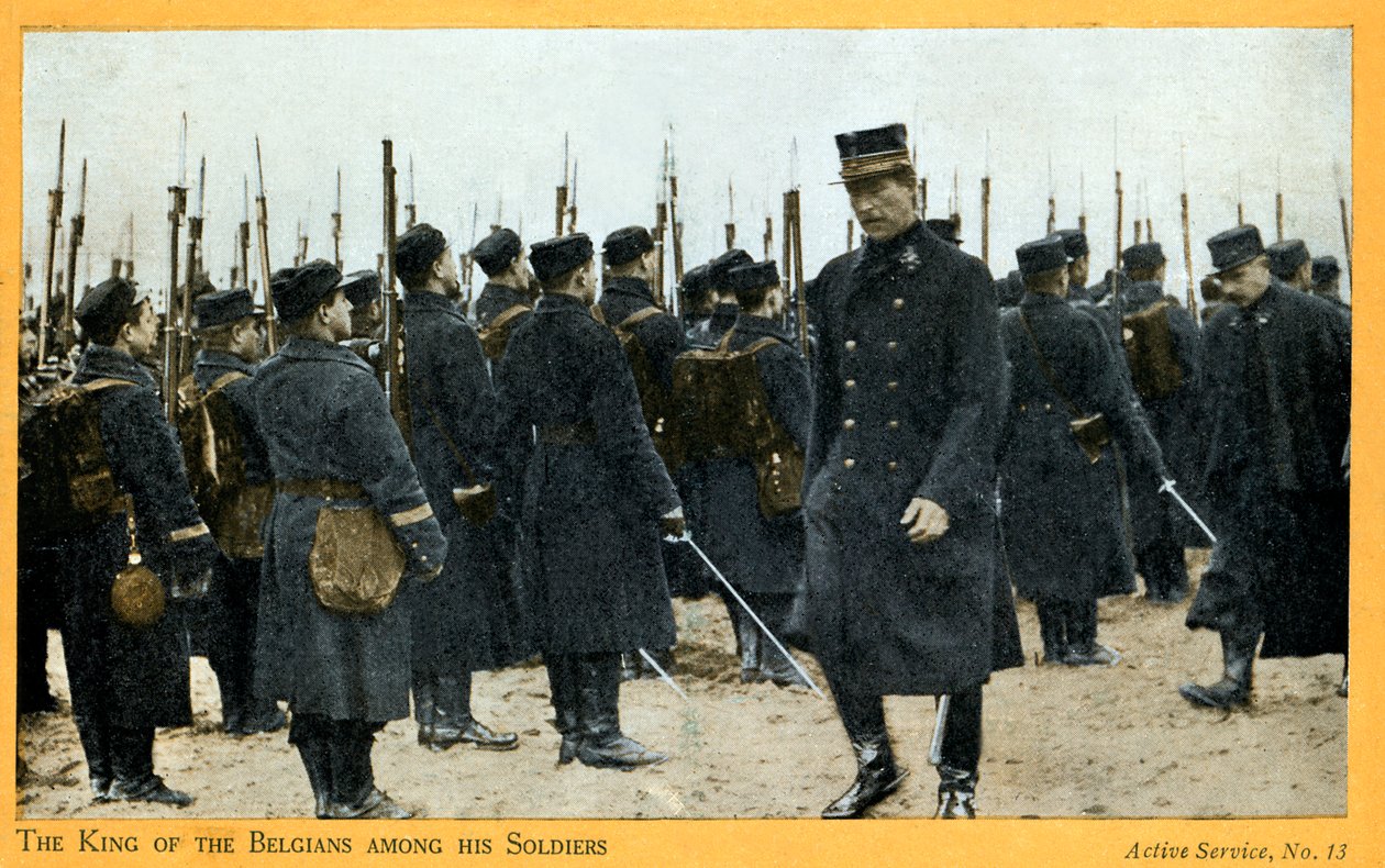 Erster Weltkrieg: Albert I. von Belgien mit seinen Truppen (Postkarte) von Unbekannter Künstler