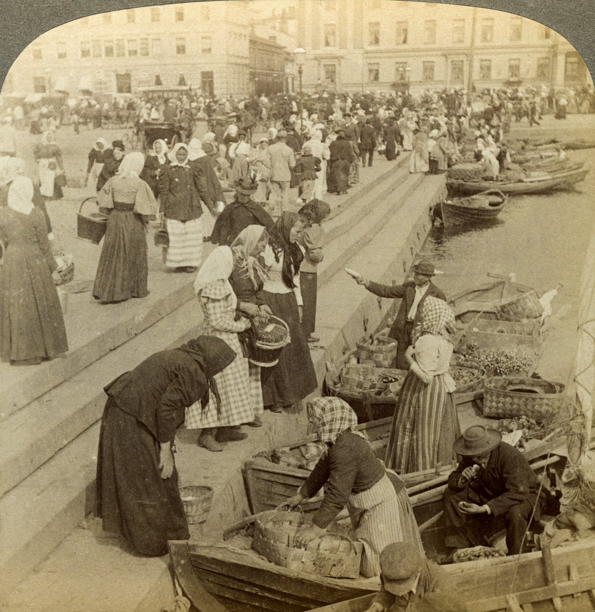 Marktboote, Helsinki, Finnland von Underwood and Underwood