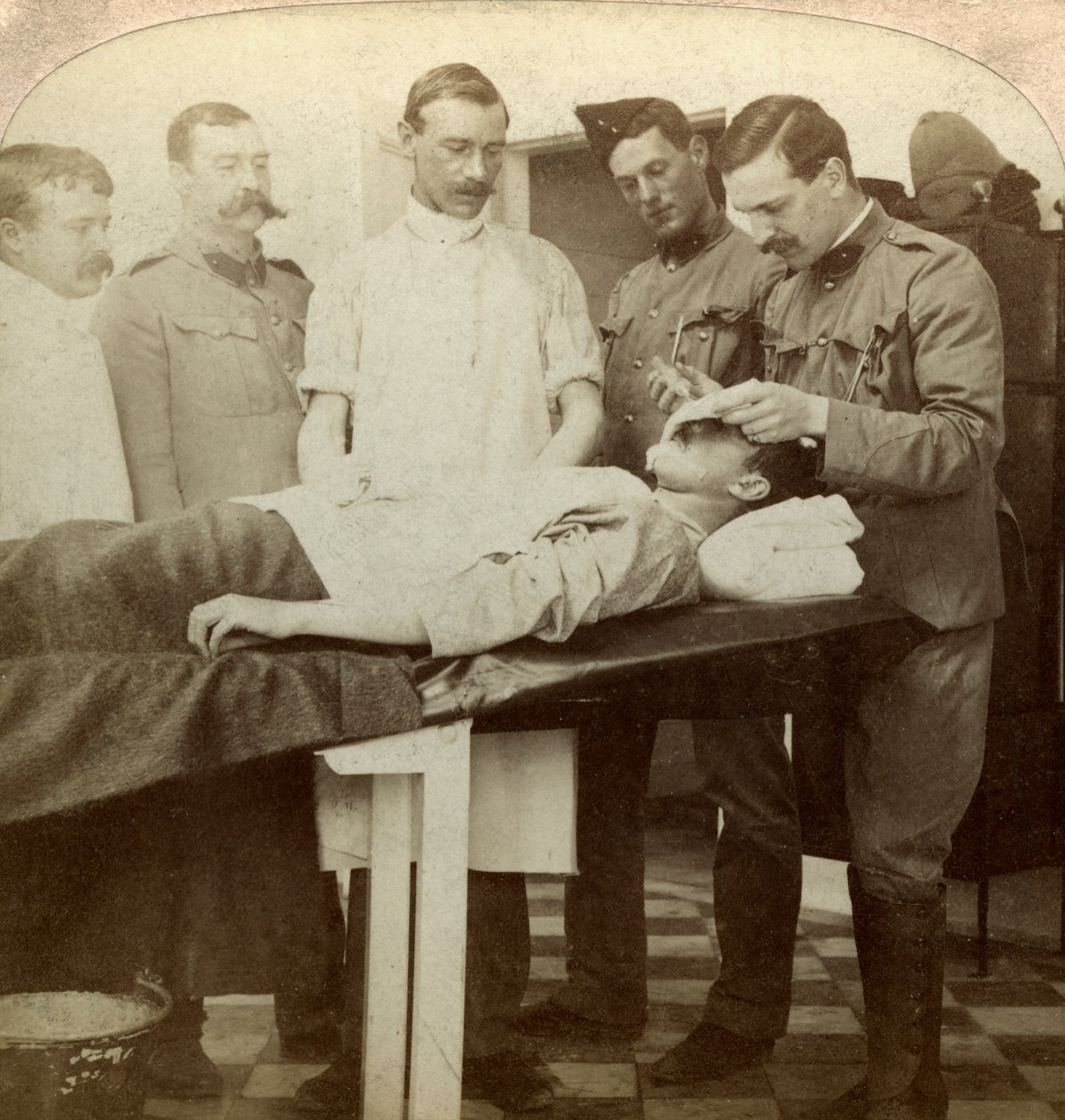 Soldat, der an der Front gefallen ist, Wynberg Hospital, Kapstadt, Südafrika, Burenkrieg von Underwood and Underwood