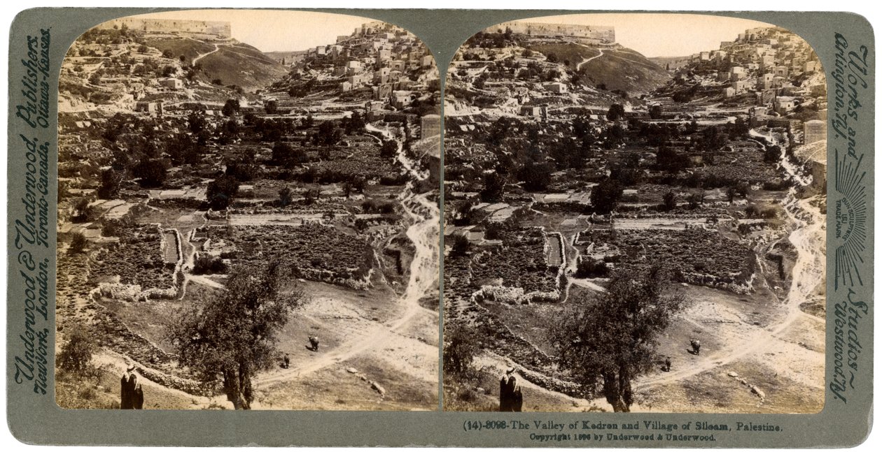 Das Tal von Kedron und das Dorf Siloam, außerhalb der Mauer von Jerusalem, Palästina, 1896 von Underwood and Underwood
