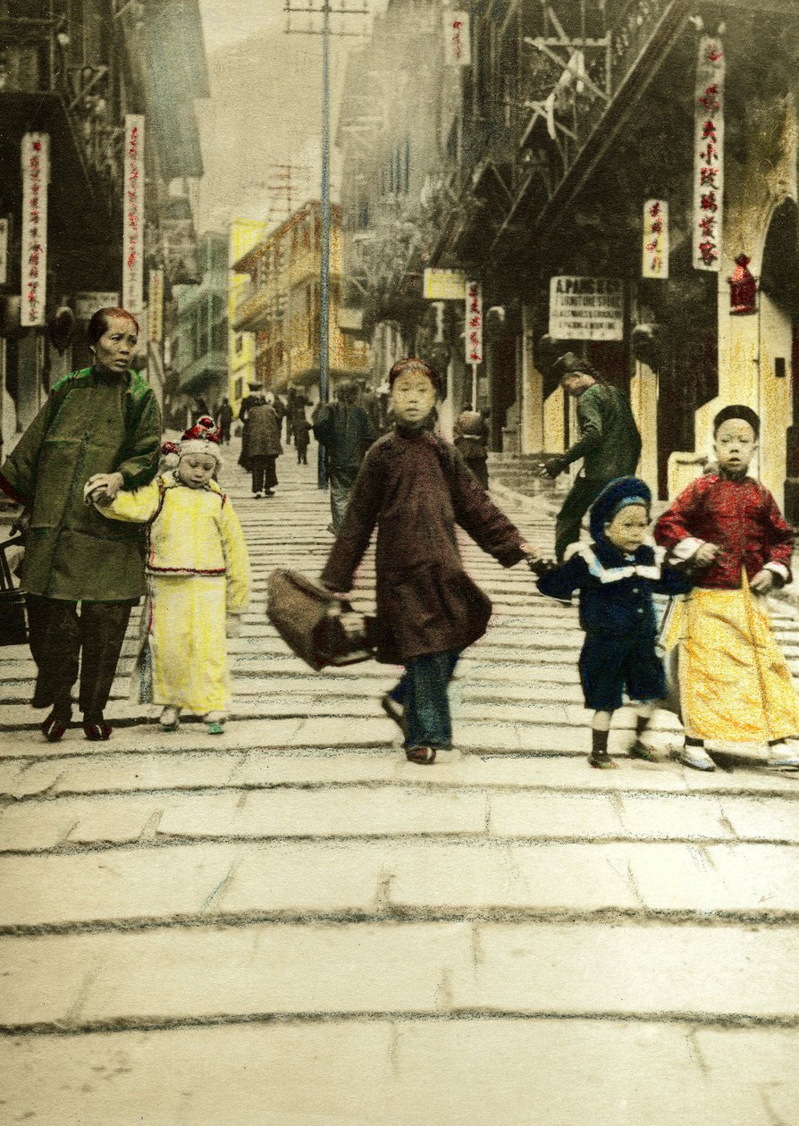 Kinder in der Pottinger Street in Hongkong im Jahr 1890. China von Unknown artist
