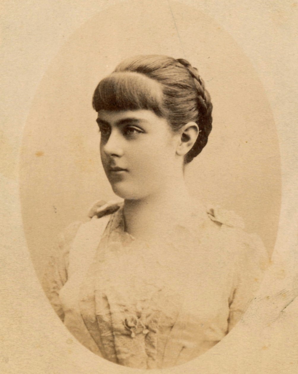 Baroness Marie Alexandrine "Mary" von Vetsera (19. März 1871 – 30. Januar 1889) (Foto) von Unknown photographer