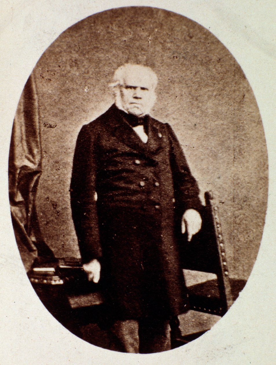 Porträt von Francois Joseph (Francois-Joseph) Fetis (1794-1871) belgischer Musikwissenschaftler, Komponist, Kritiker und Lehrer Fotografie. 19. Jahrhundert. Bologna, civico museo musico von Unknown photographer
