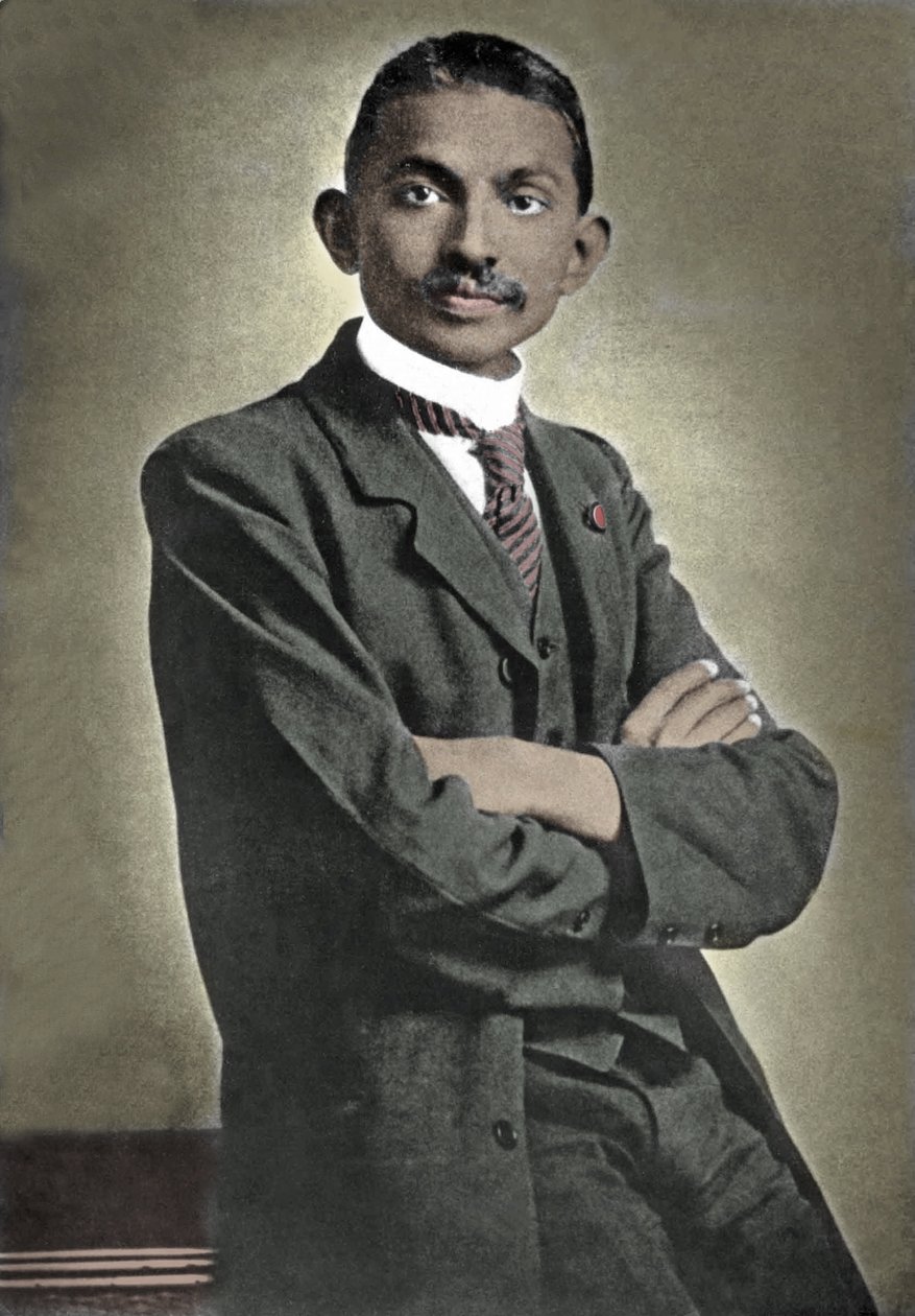 Porträt des politischen Führers Mohandas Karamchand Gandhi (1869-1948), bekannt als der Mahatma, indischer politischer und spiritueller Führer von Unknown photographer