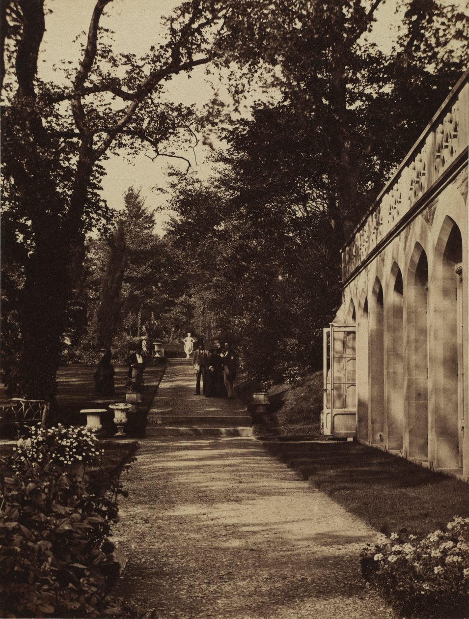 Orangerie und Blumengarten in Singleton, Glamorganshire von W. Graham Vivian