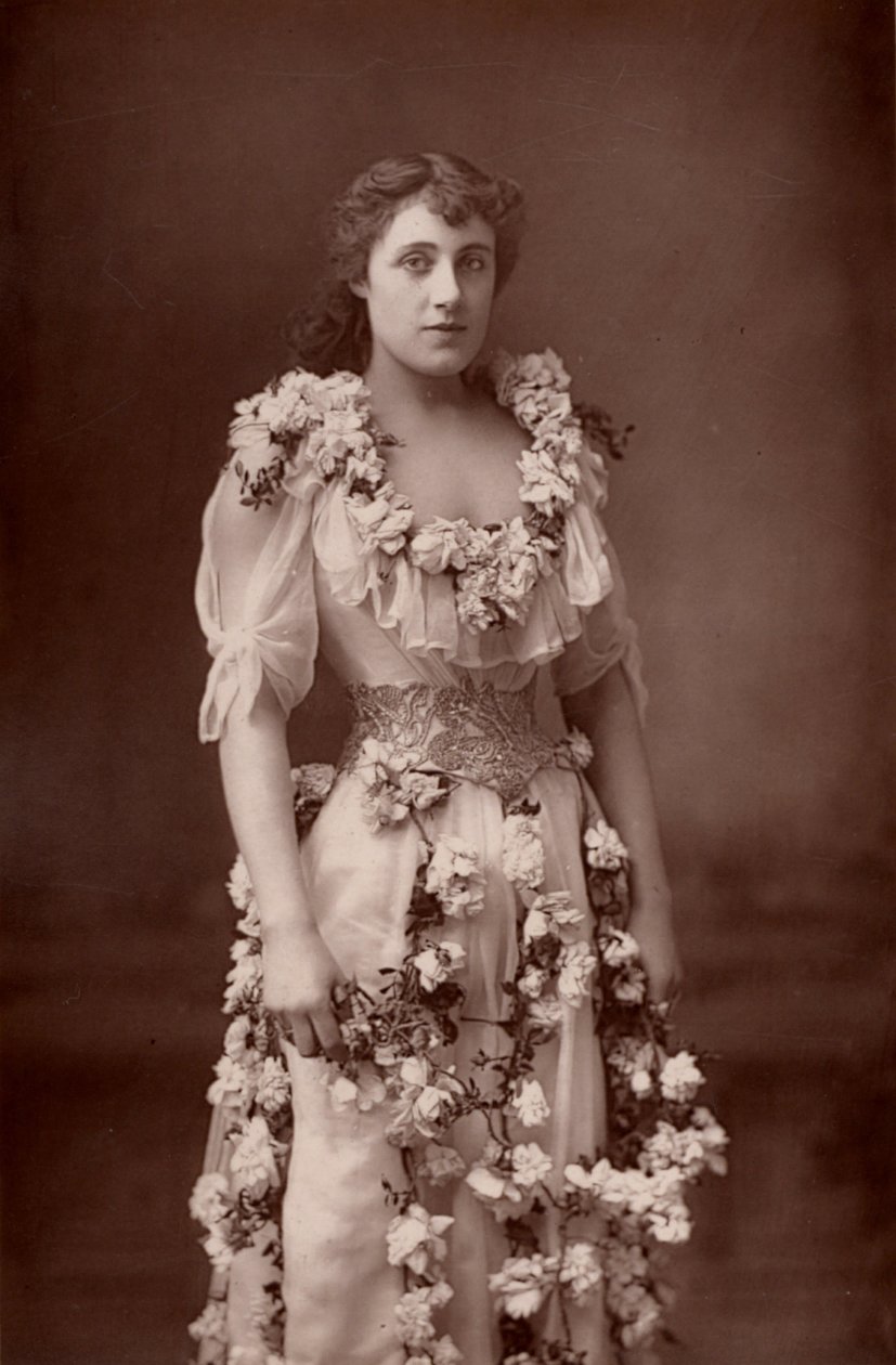 Julia Neilson (1868-1957) englische Schauspielerin von W. and D. (after) Downey
