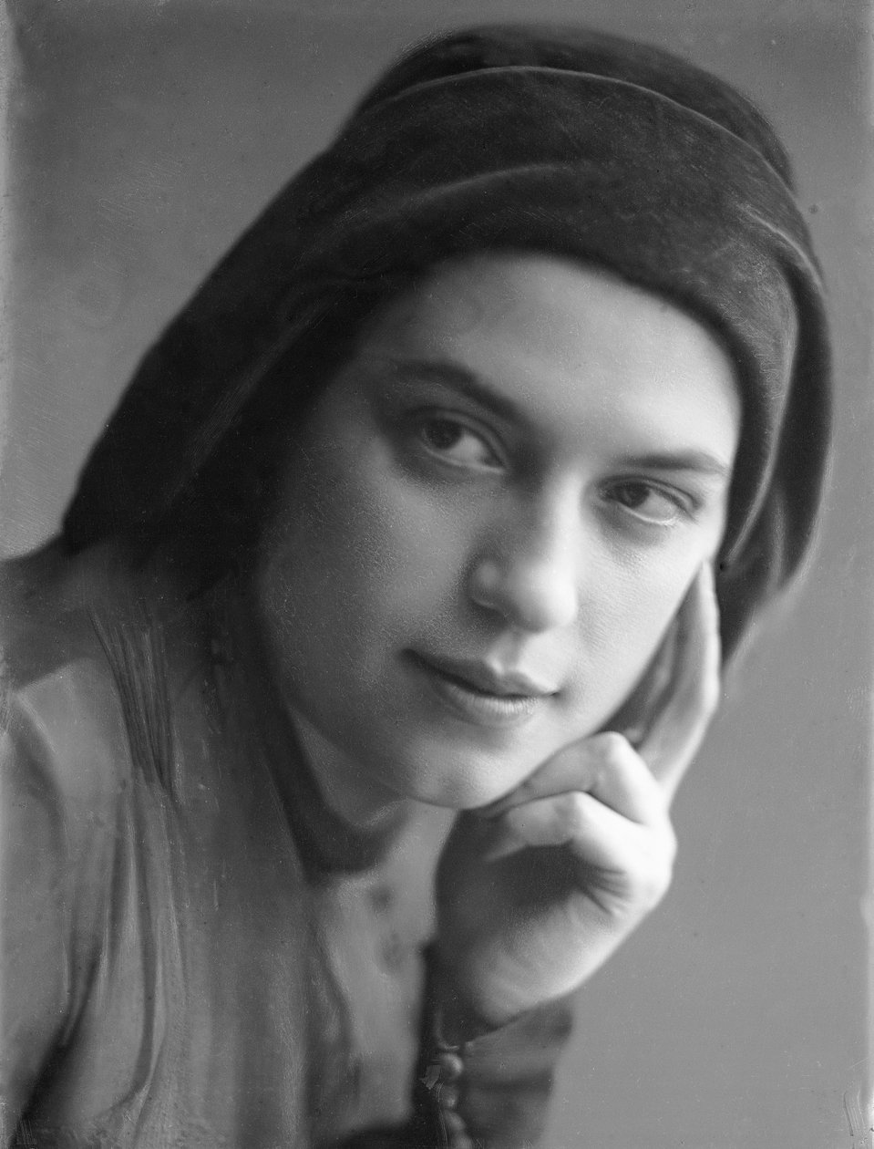 Porträt von Anita Pittoni, ca. 1940 von Wanda Wulz