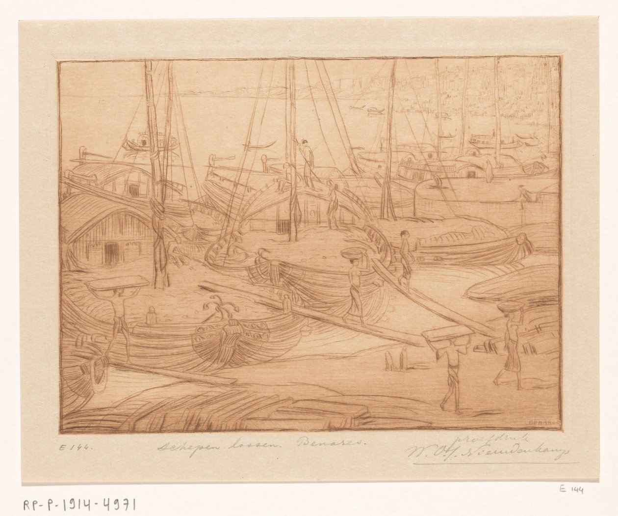 Festgemachte Schiffe am Ufer des Ganges in Benares von Wijnand Otto Jan Nieuwenkamp