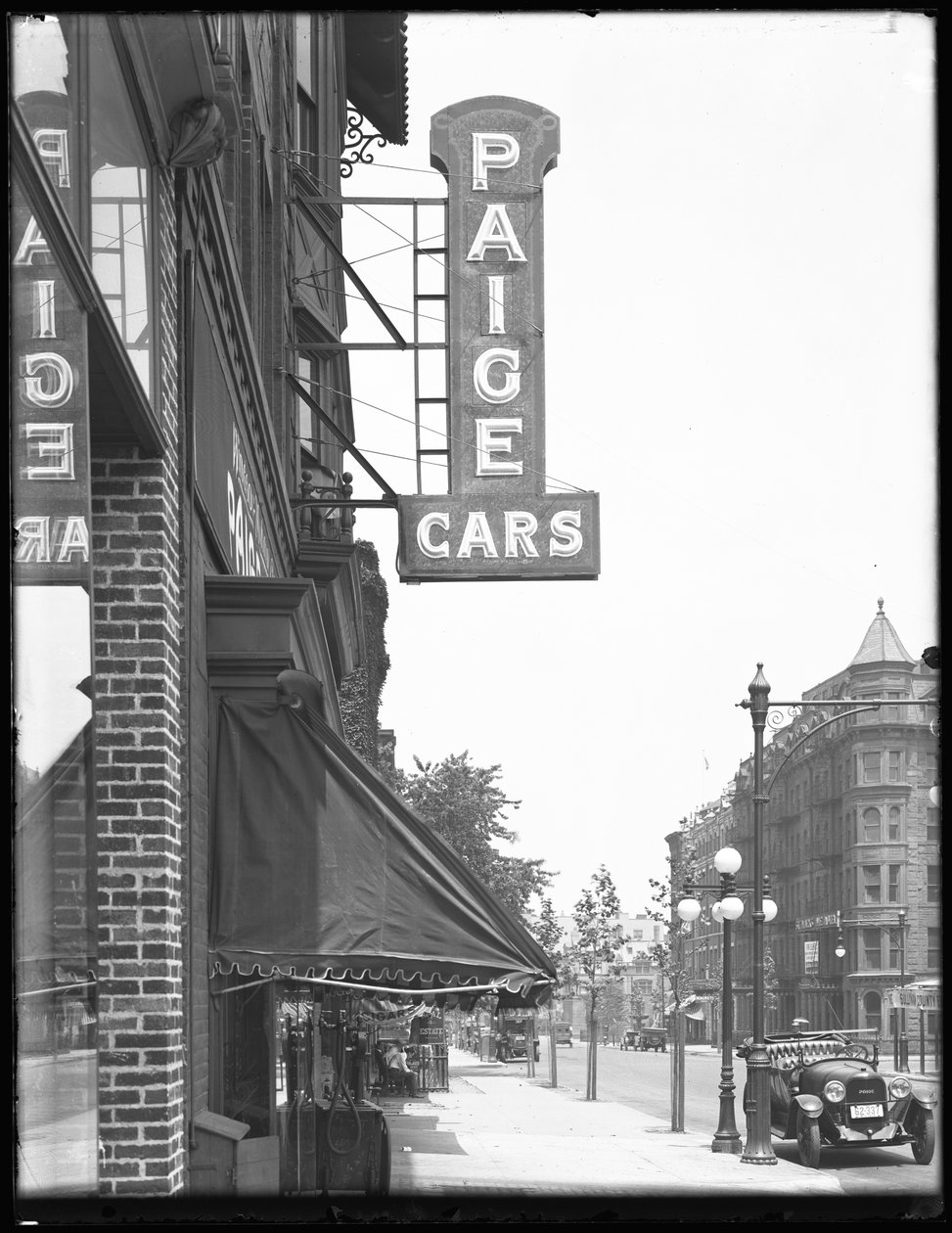 Paige Cars Schild bei 1410 Bedford Avenue, Brooklyn, 13. Juli 1916 von William Davis Hassler