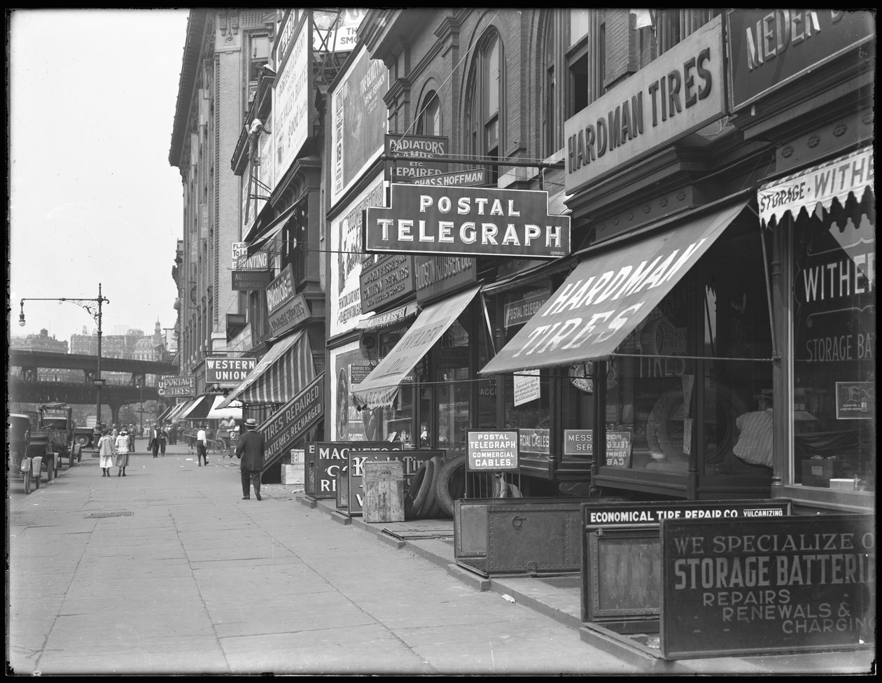Posttelegraphenschild, 1906 Broadway, New York City, 18. August 1916 von William Davis Hassler