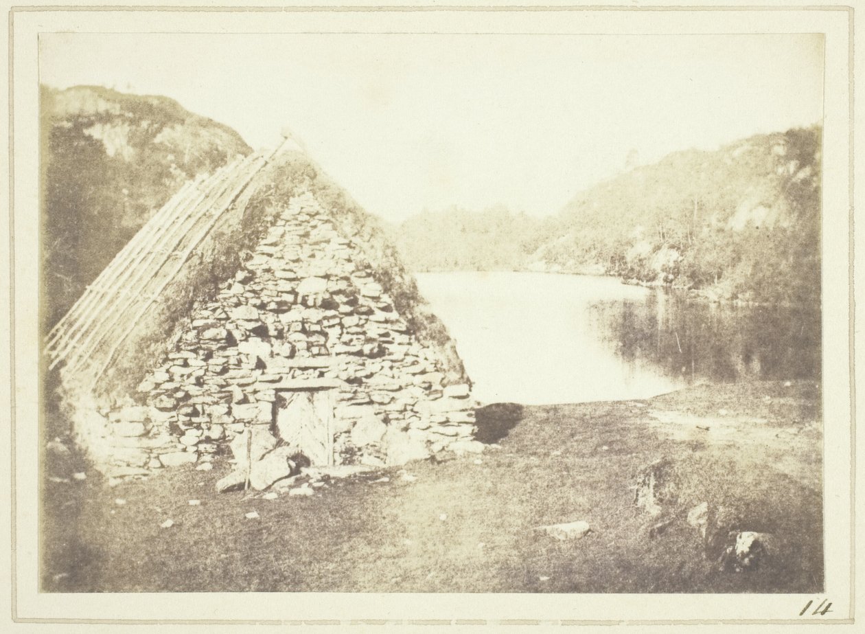 Hütte in den Highlands am Ufer des Loch Katrine von William Henry Fox Talbot