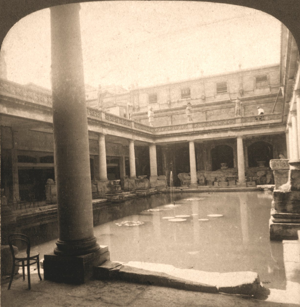 Römische Bäder, Bath, England, 1900 von Works and Sun Sculpture Studios
