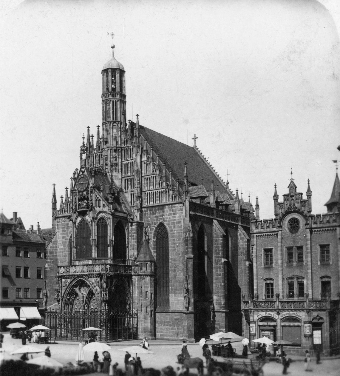 Die Frauenkirche, Nürnberg, Bayern, Deutschland, um 1900 von Wurthle and Sons