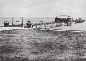Lytham Pier von (after) English photographer