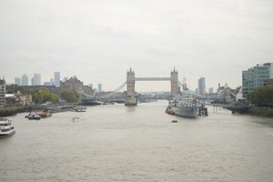 London Bridge über die Themse im Herzen Londons von Albert Mansour