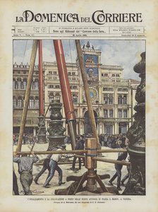 Das Aufstellen und Platzieren der neuen Antennen auf dem Markusplatz in Venedig
