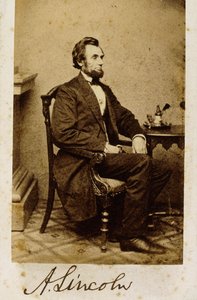 Eine signierte Carte-de-Visite-Fotografie von Abraham Lincoln, 1861 von Alexander Gardner