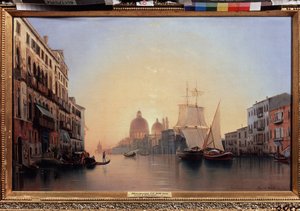 Morgen in Venedig. Segelboote und Gondel auf dem Canal Grande mit der Basilika Santa Maria della Salute im Hintergrund