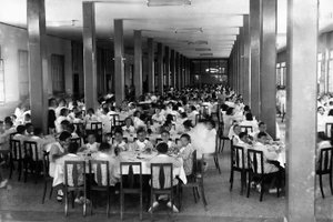 Villa Rosa Maltoni Mussolini: Essenszeit im Refektorium