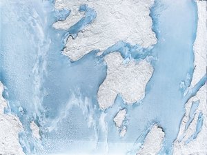 Gletscherblauer Fluss