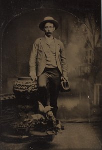 Dr. J. A. Marshall, Arzt & Chirurg, Williamsburg, Indiana von American Photographer