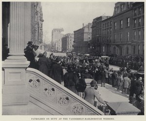 Polizisten im Dienst bei der Vanderbilt-Marlborough Hochzeit von American Photographer