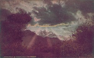 Pikes Peak im Mondlicht, Colorado von American Photographer
