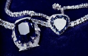 Bismarck-Halskette und Kaiserin Eugenies (1826-1920) Ring (Diamant, Saphir & Platin)