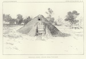 Medizin-Lodge von Osten gesehen von American School