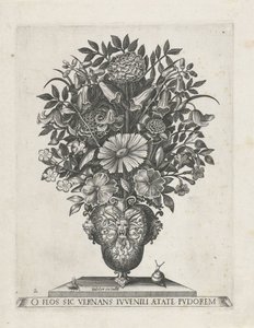 Groteske Vase mit drei Masken