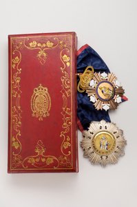 Königreich beider Sizilien - Orden des Heiligen Ferdinand und Verdienst: Abzeichen eines Rittergroßkreuzes eines Mitglieds des Großherzoglichen Hauses Baden - Mitte des 19. Jahrhunderts - Gold, Silber und Emaille