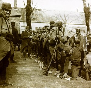 Fotografie - Stereoskopische Glasplatte über den Ersten Weltkrieg: Eine Detailansicht von Anonymous Anonymous