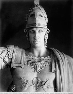 Detail der Statue von Ferdinand IV. von Bourbon in den Gewändern der Minerva (Detail) von Antonio Canova