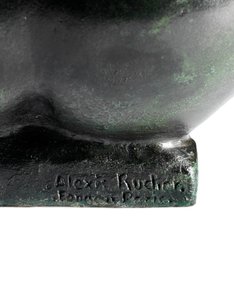 Kauerndes Mädchen, das einen Fuß hält von Aristide Maillol