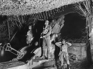 Eine 9,2-Zoll-Haubitze der 2. Australischen Belagerungsbatterie (55. Australische Belagerungsartilleriebatterie) im Einsatz, Voormezeele, Belgien, September 1917