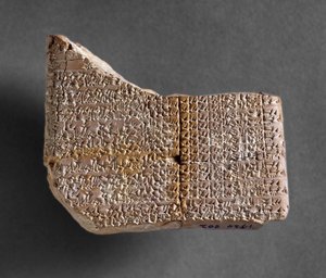 Astronomische Tafel aus Kish, die Auf- und Untergänge der Venus aus den ersten 6 Jahren der Herrschaft des Königs von Babylon aufzeichnet, 7. Jahrhundert