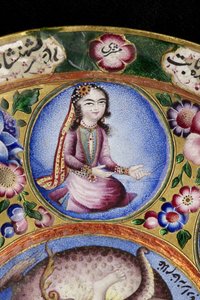 Gedeckelte Schale, Untertasse und Löffel mit astrologischer Dekoration, frühes 19. Jahrhundert
