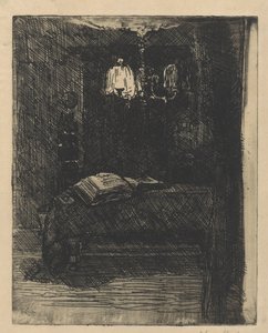 Tisch mit aufgeschlagenem Buch