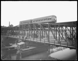 Hochbahn überquert die Wells Street Bridge, Chicago, Illinois, USA, ca. 1905 (s/w Foto)